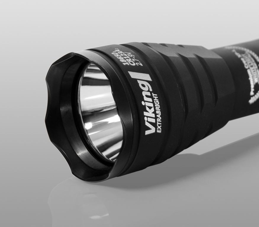 Тактический фонарь Armytek Viking