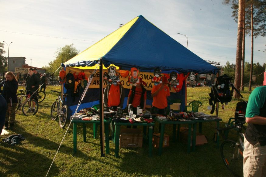 Мега-палатка Век d 4